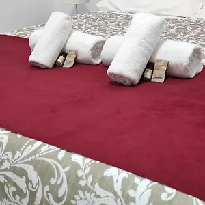 https://stazione-telese-41.it-romehotels.com